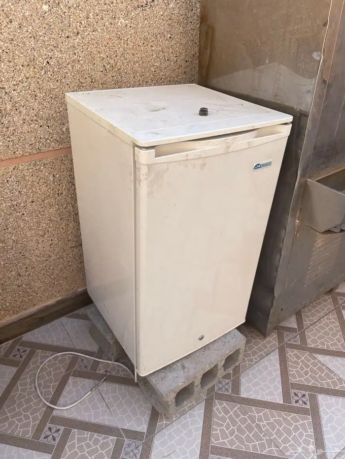 ثلاجة صغيرة كومبرسر خربان 0