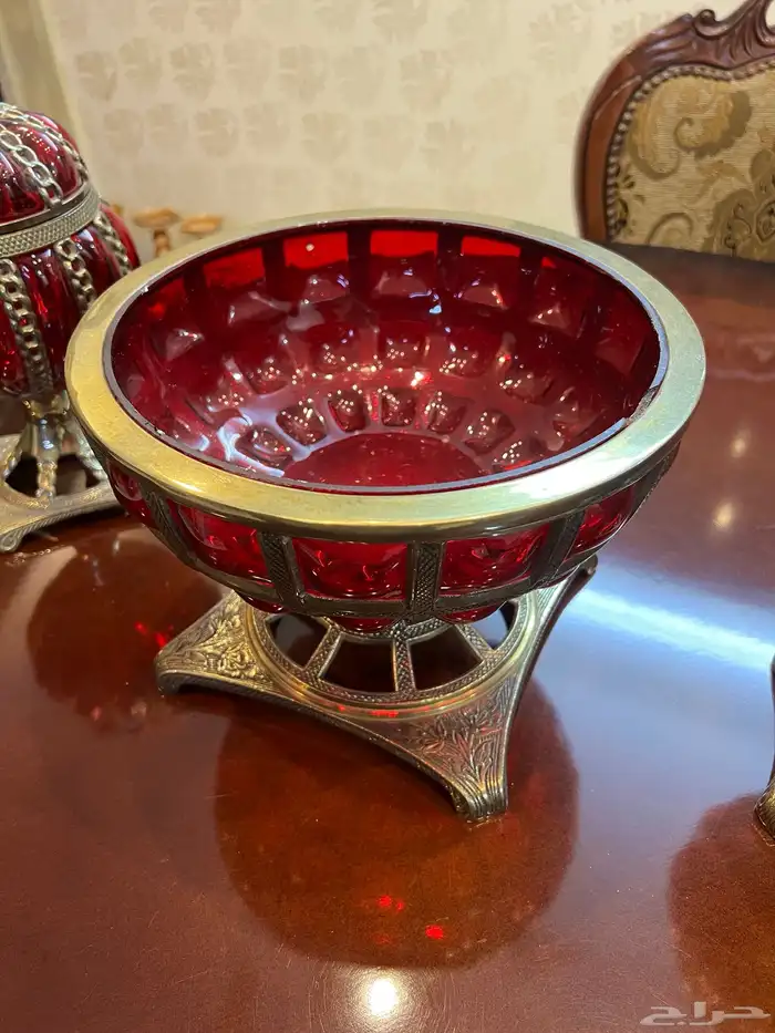 للبيع طقم تحف نظيف 4
