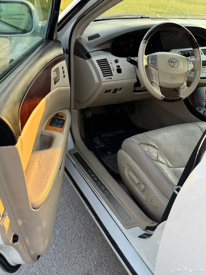 للبيع افالون مديل 2007 14