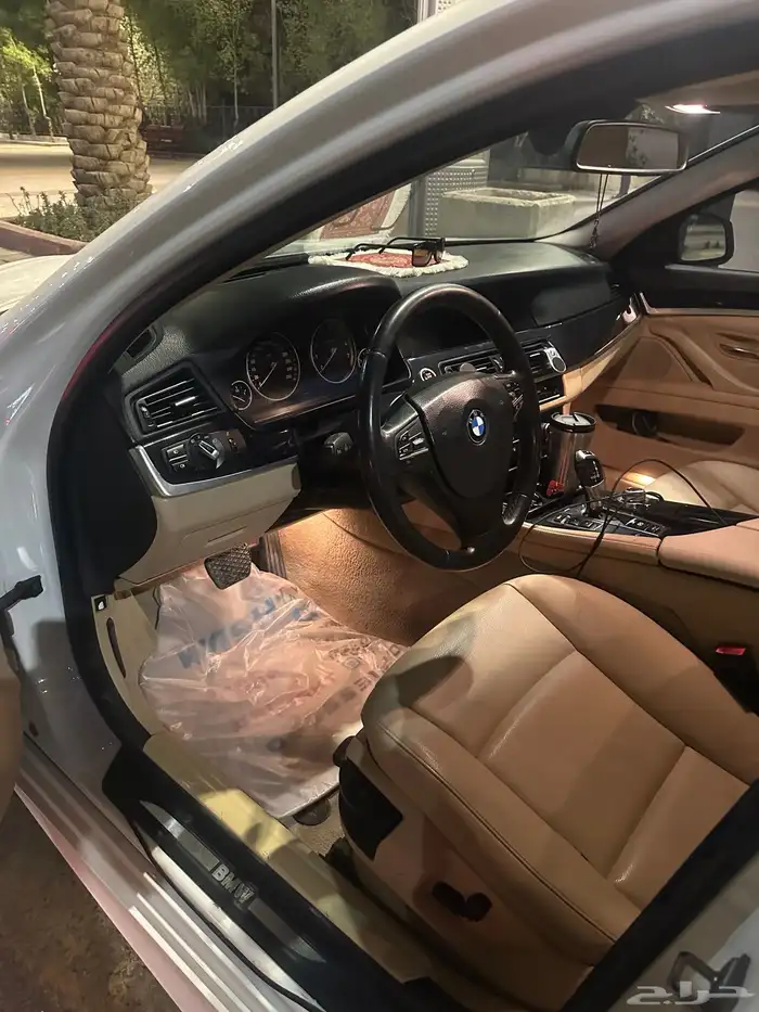 بي ام دبليو 520 4
