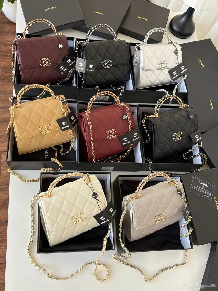 شنط ماركه عرض لفتره محدوده 3شنط ب370 والشنطه165 69