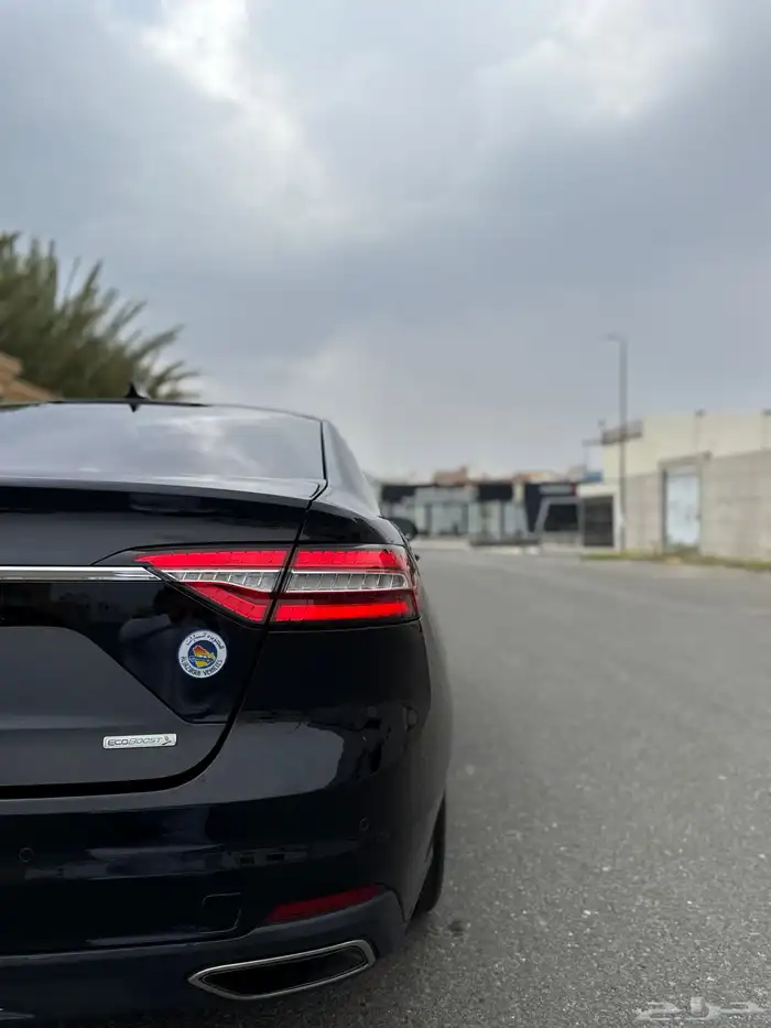 للبيع فورد تورس 21 او للبدل المناسب 9