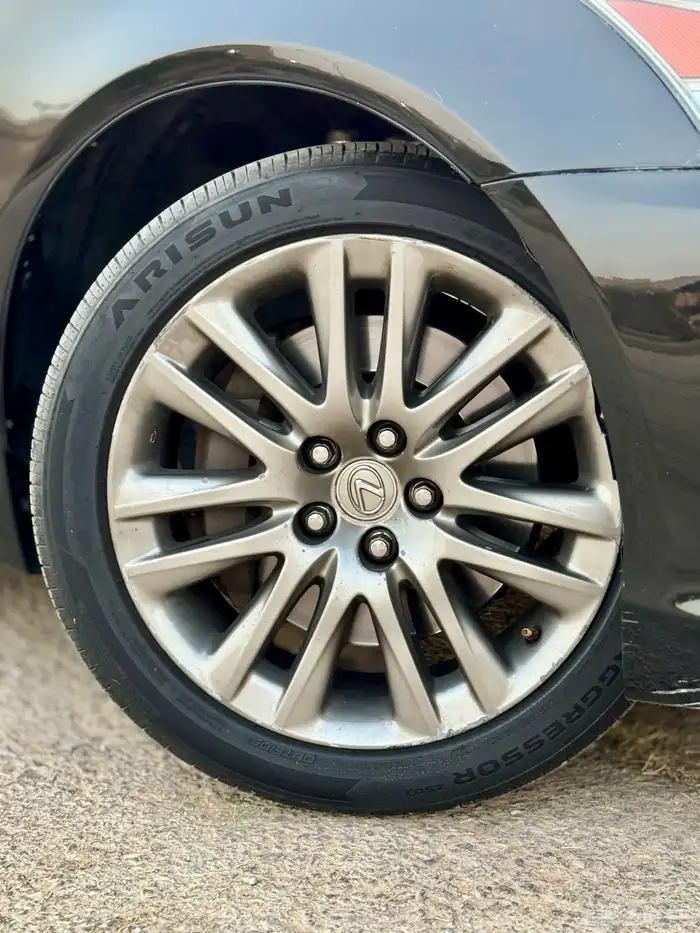 للبيع لكزس ((LS460)) 2013 (سعودي) ((نظيفة)) 27