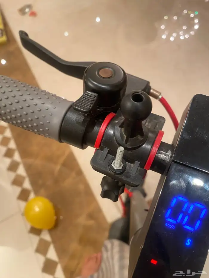 اسكوتر كهربائي 1