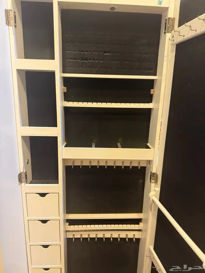 دولاب مجوهرات مستخدم 1