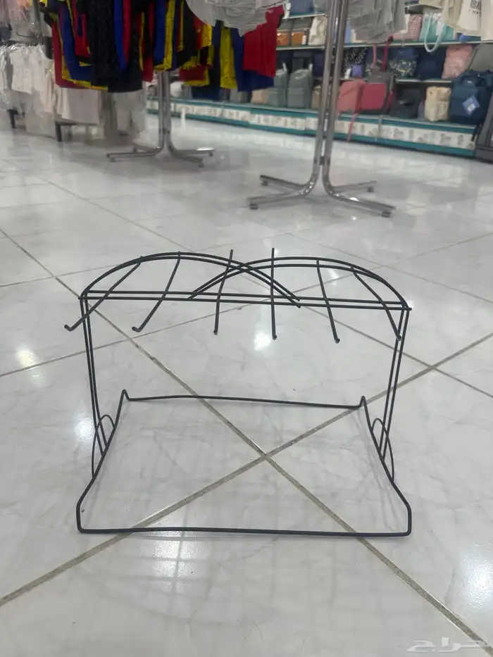 مانيكان مجسم لعرض الملابس و مجموعة استاندات 3