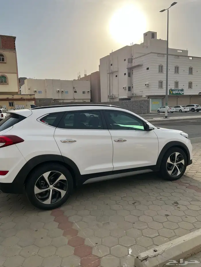 توسان 2018 فل كامل 12