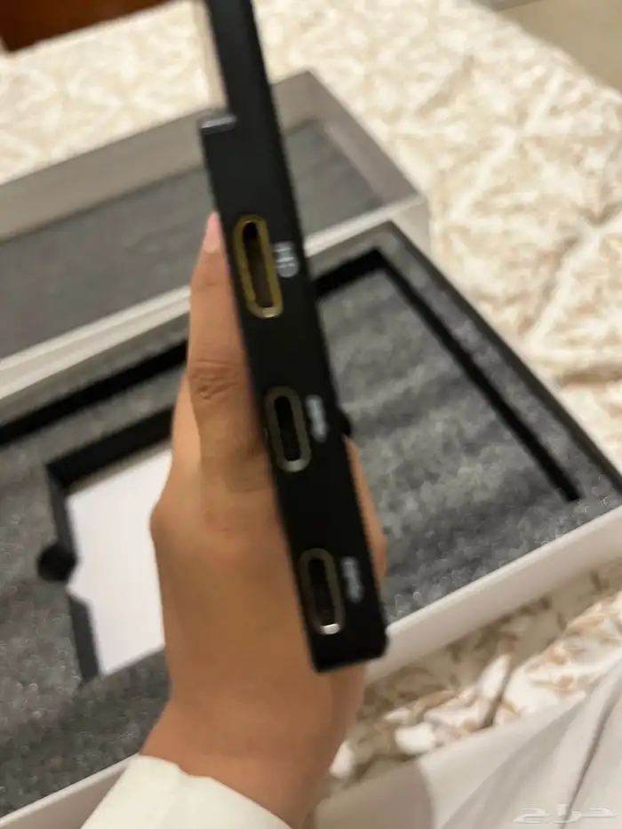 شاشة صغيرة متنقلة 9