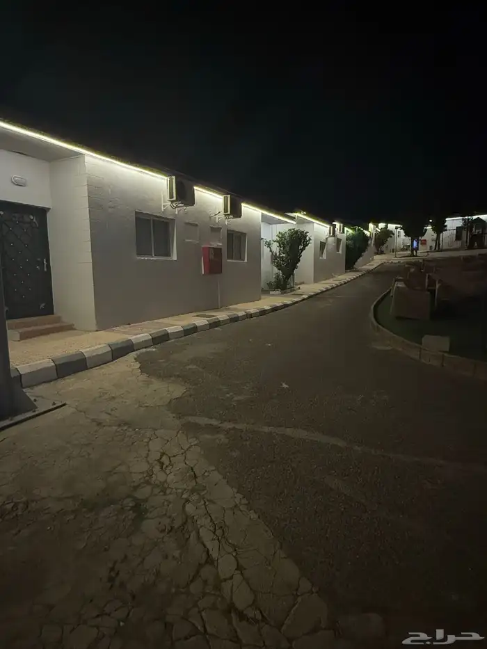 منتجع فاخر جاهز للتشغيل موقع استراتيجي يخطف الانظار 20