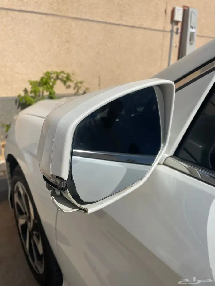 هوندا أكورد سبيشل 2017 ابيض لؤلؤي 20