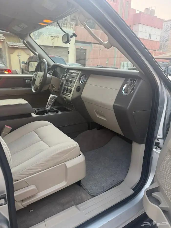 فورد اكسبيدشن 2013 نظيف جدا بدي وكالة 14