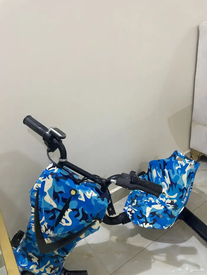 سكوتر درفت جديد لايشتكي من شي ابد معه شاحنه ومفتاحه 0