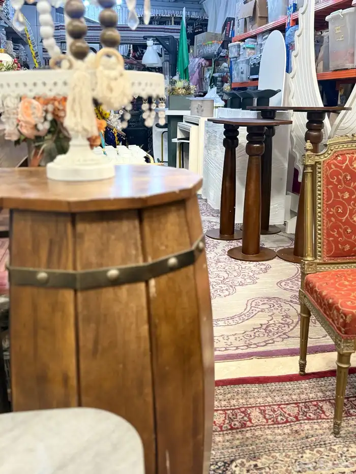 للبيع اغراض مستودع كامل لتجهيز الحفلات والمناسبات 13