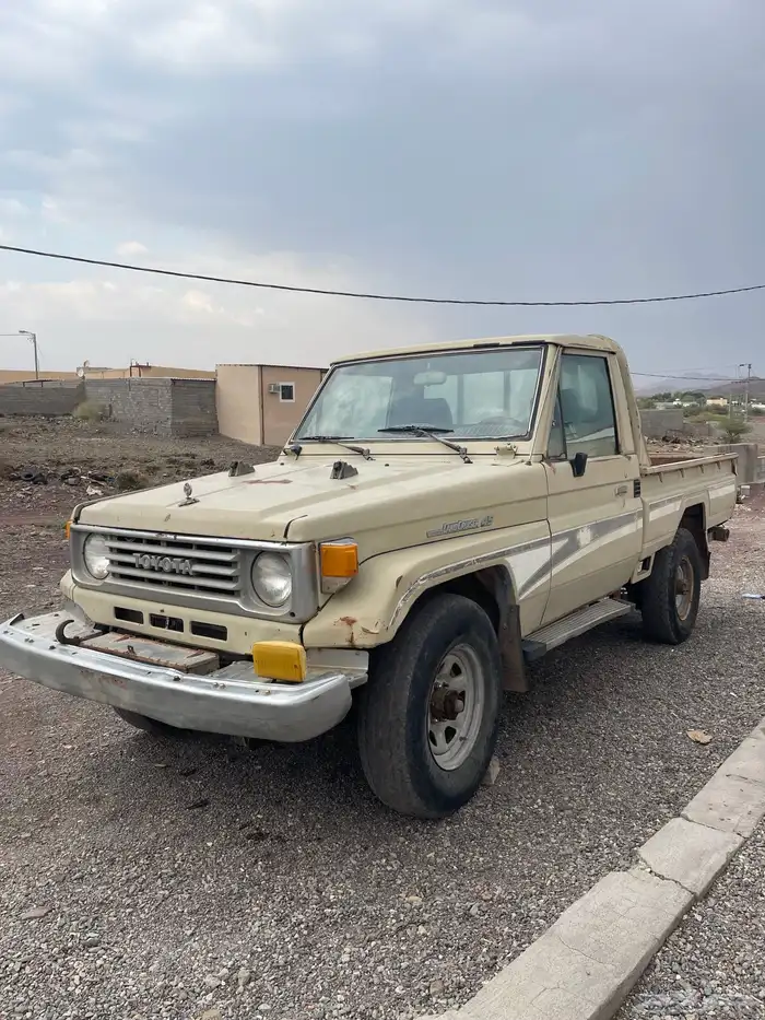 للبيع جيب شاص 92 1