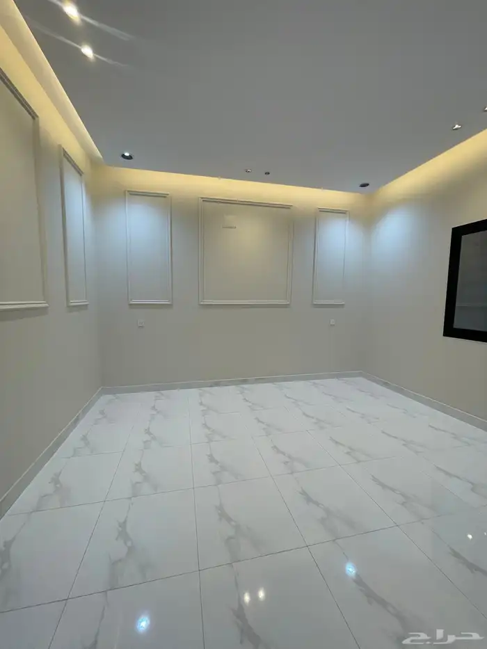 للبيع دور ارضى بحوش وسيع من 550 الف شمال الخميس مخطط 6 11