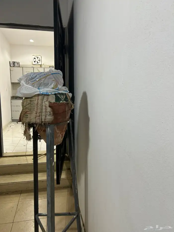 زير ماء نظيف وجديد بدون غطاء 1