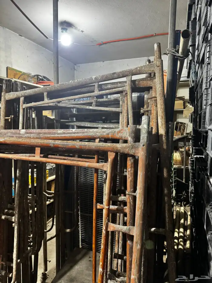 رفوف وطبليات وسقالات 5