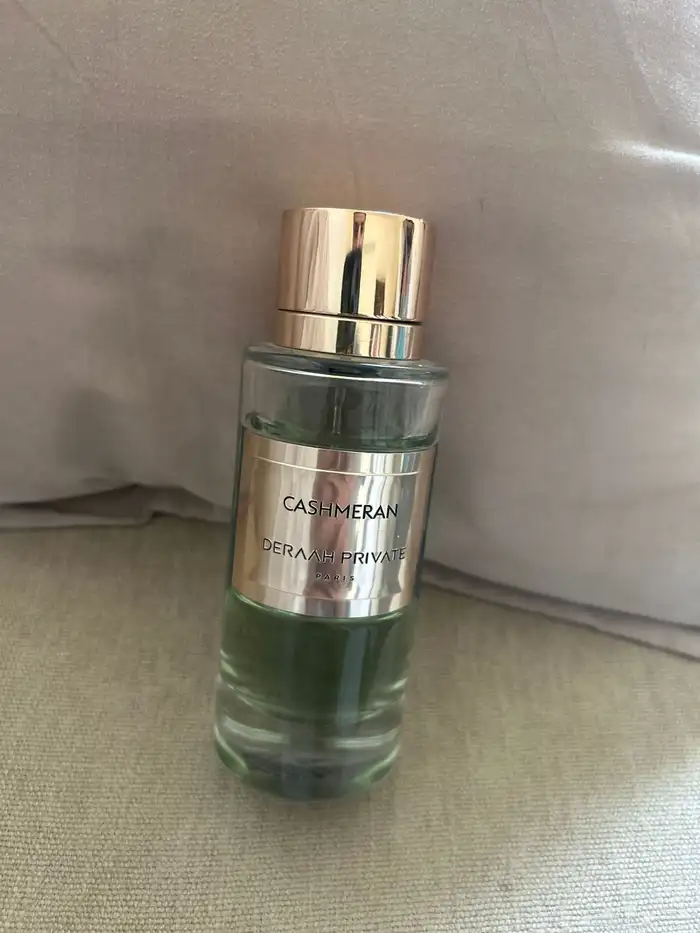 للبيع عطر كاشميران من شركه درعه للعطور مستخدم منه 10 0