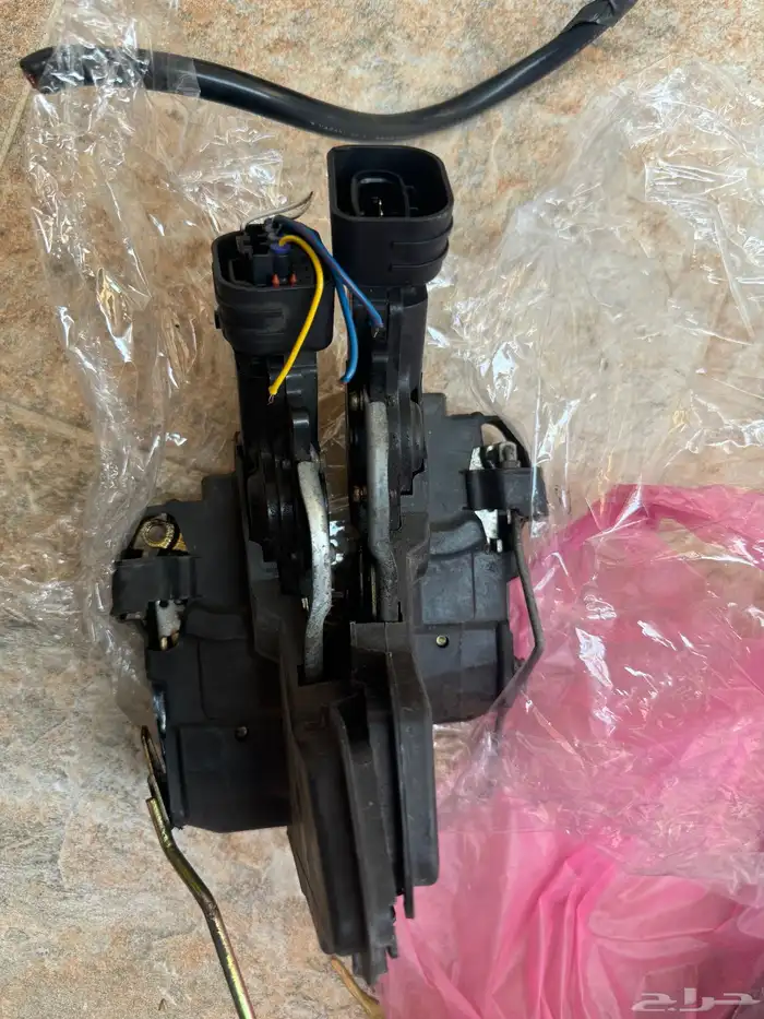 قطع غيار كامري 2000 8