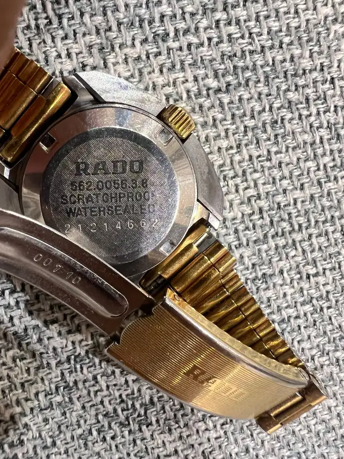 ساعة RADO نسائية جديدة عمرها اكثر من 40 سنه 1