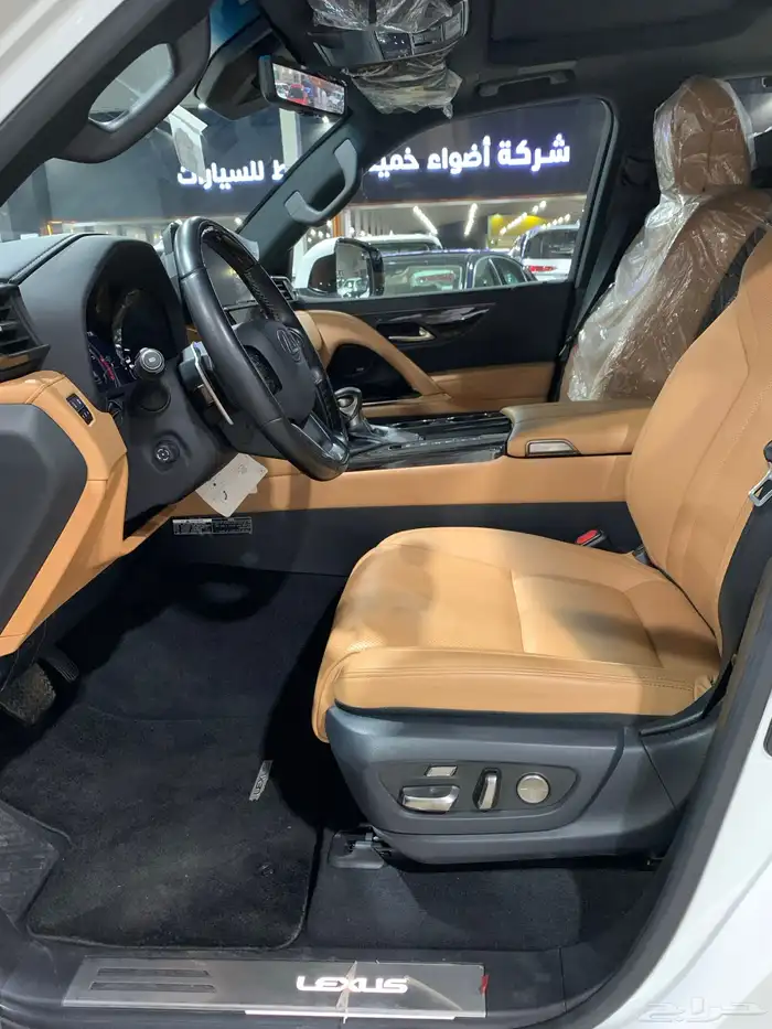 جيب لكزس BB 2023 7