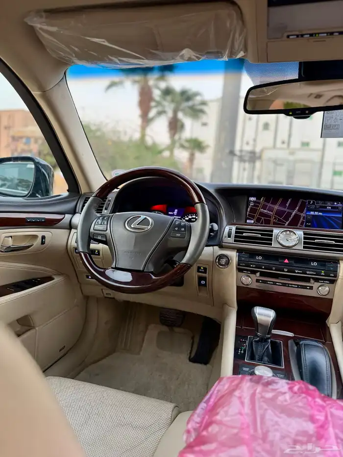 للبيع لكزس ((LS460)) 2013 (سعودي) ((نظيفة)) 39