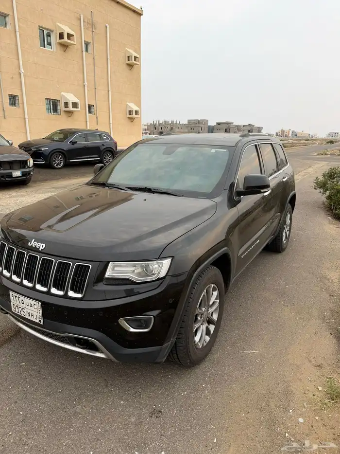 جيب شروكي فل كامل 2015ليمتد 0