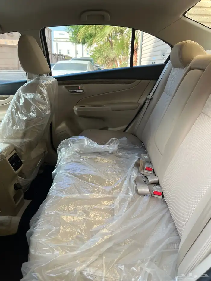 سزوكي سياز 2024 8