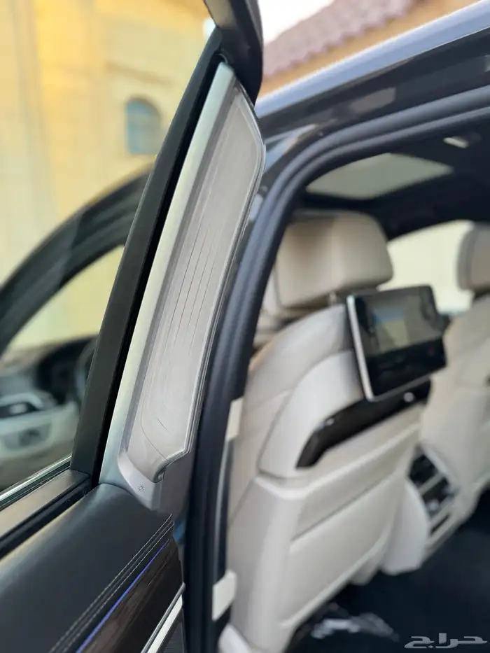بي ام دبليو 730Li 2020 وكيل الناغي 8