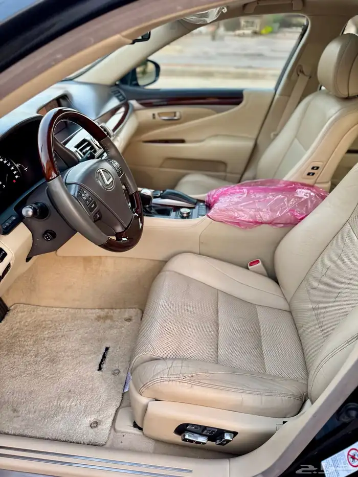 للبيع لكزس ((LS460)) 2013 (سعودي) ((نظيفة)) 53