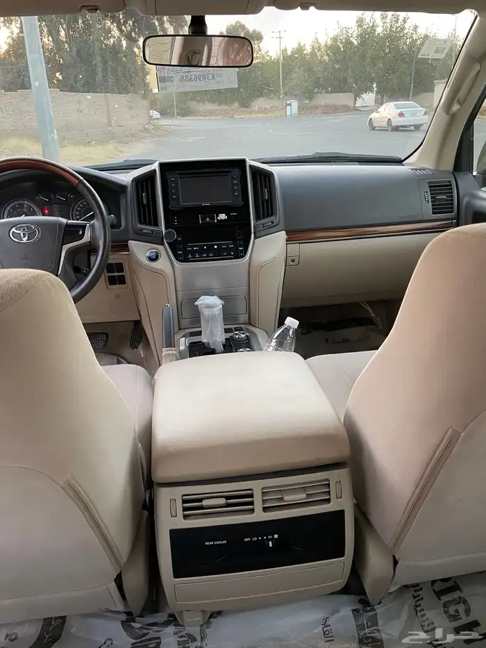 لاندكروزر GX 2018 13