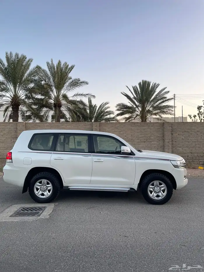 لاندكروزر GX 2018 4