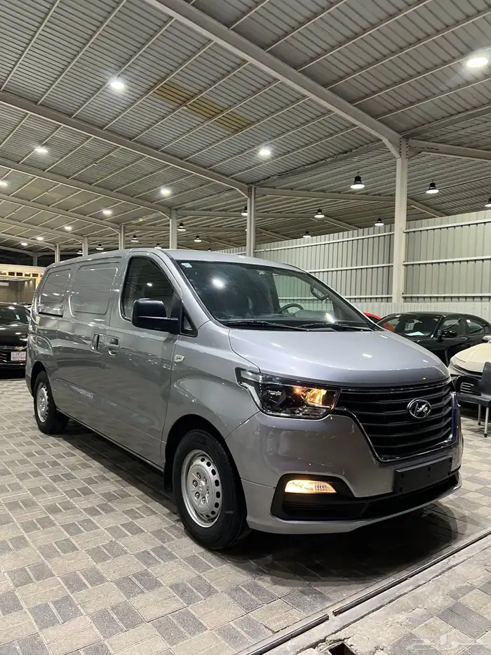 للبيع هونداي H1 2019 بضاعه ديزل وارد كوريا 2