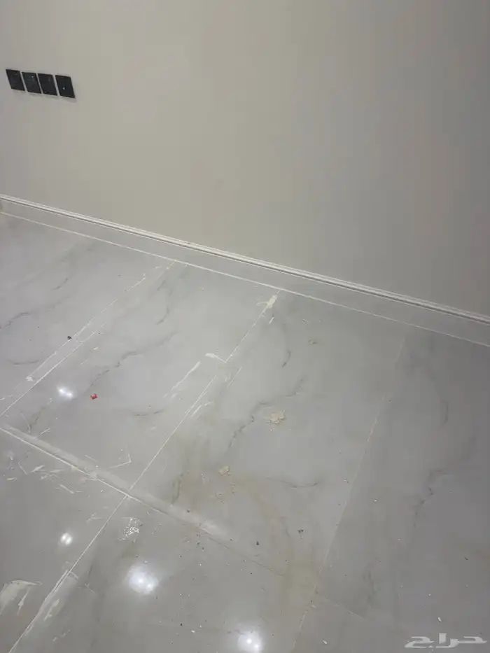 نعلات فايبر 23