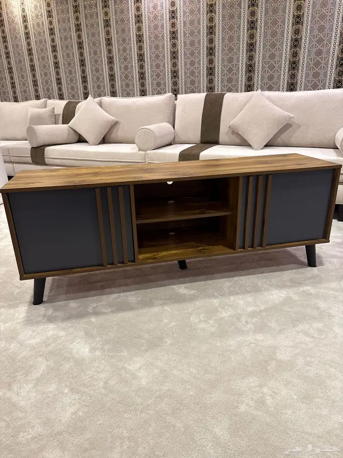 طاولة تلفاز جديدة 0