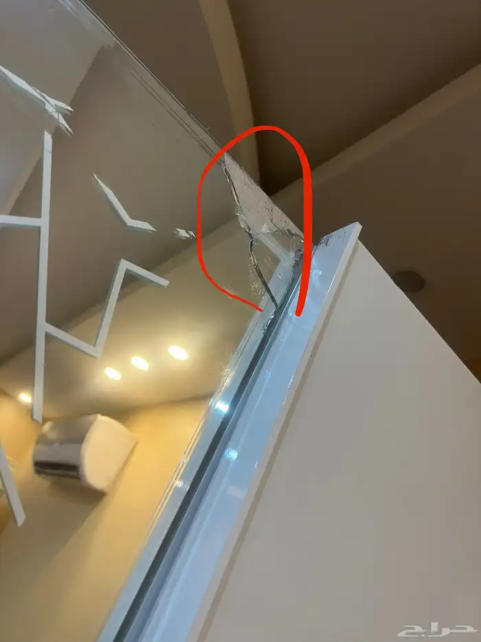 اثاث للبيع (غرفة نوم  كنب  مبرد ماء  ستاير) 4