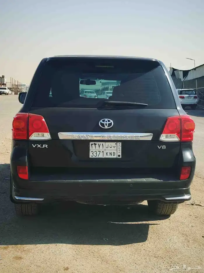 تويوتا لاند كروزر VX. R 2012 v8 8