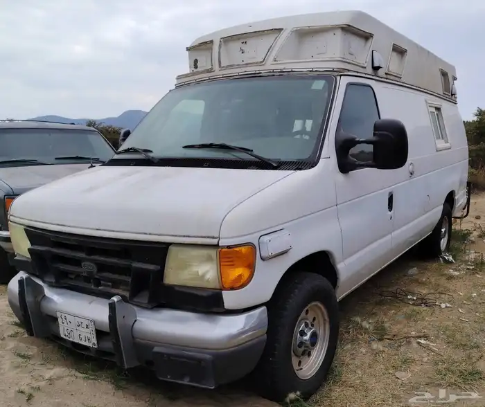 فانF350 ديزل موديل 2006 لوحة خصوصي للبيع ماشي حوالي 195000 4