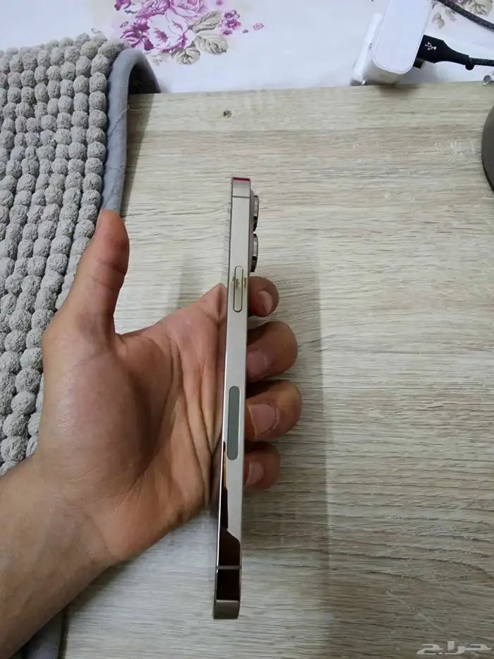 ايفون 14 برو ماكس حاسبات العرب مادخل الصيانه ابدا 3