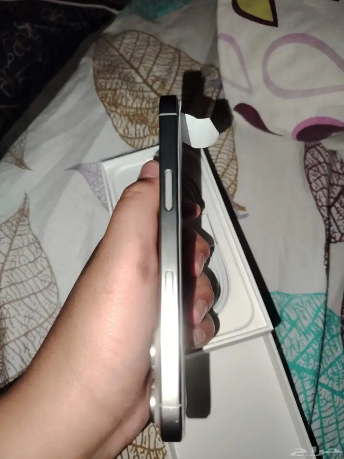 جوال ايفون 16 برو تيتانيوم 5