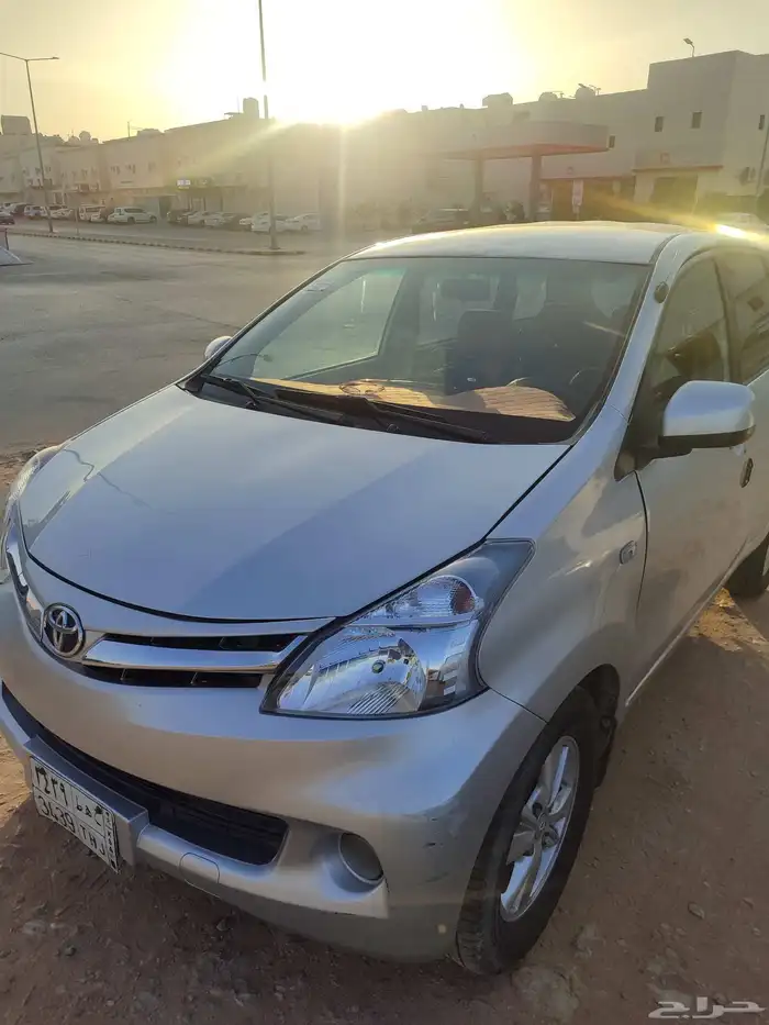 تويوتا افانزا 2015 2