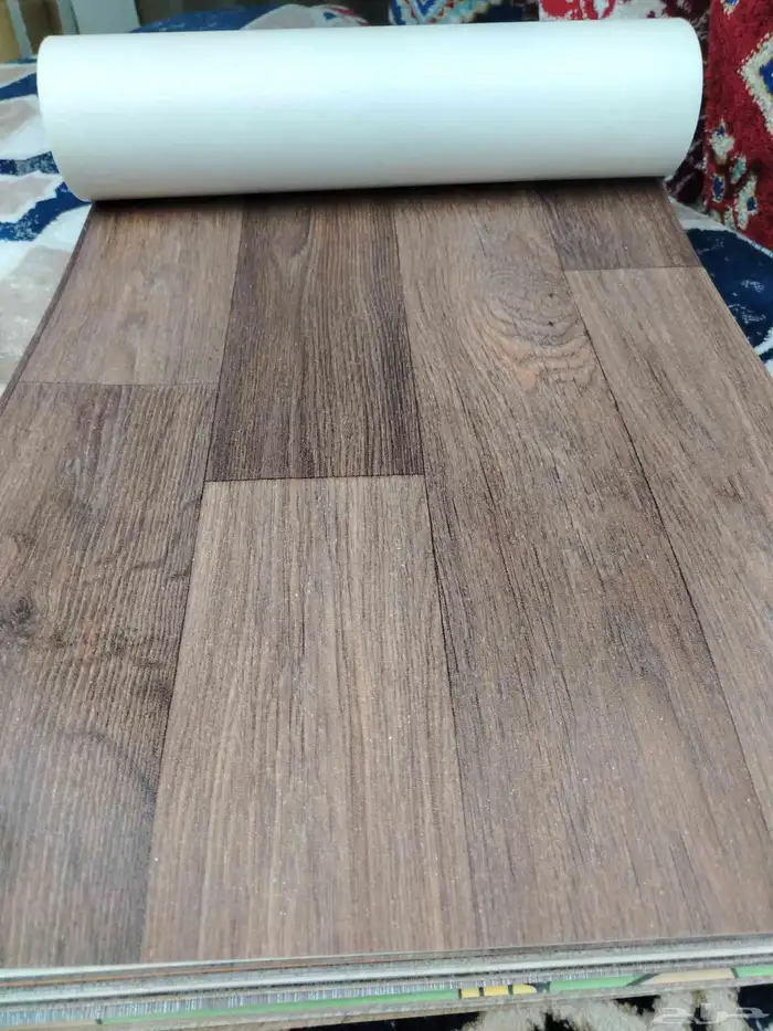 فينيل مشمع بديل للباركيه شبيه الباركية 24