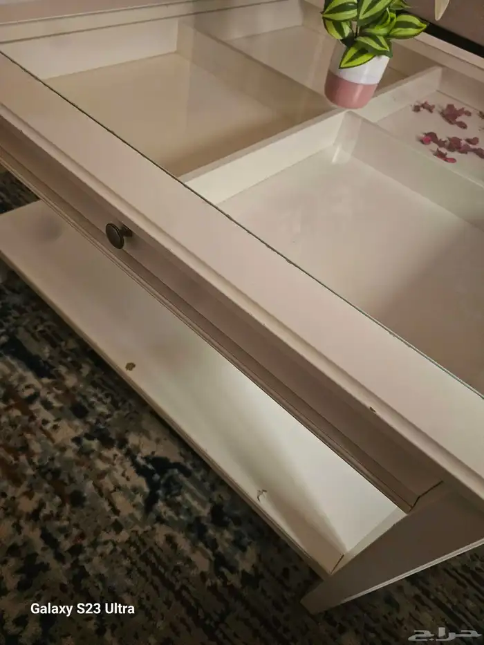 طاولة قهوة وديكور تلفزيون 2