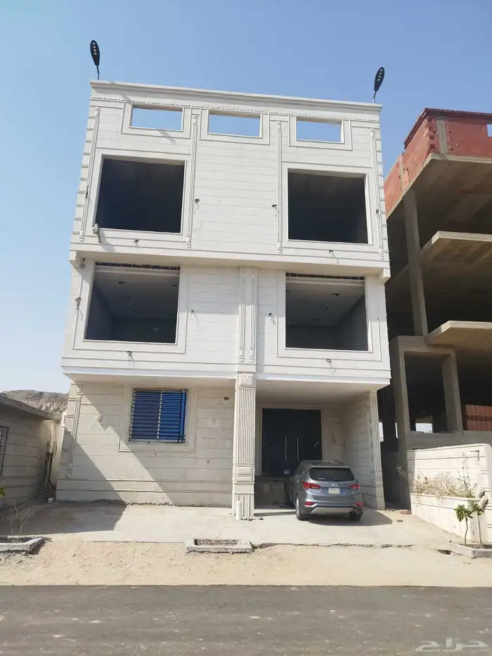 عماره و ارض للبيع ولي العهد 4 1