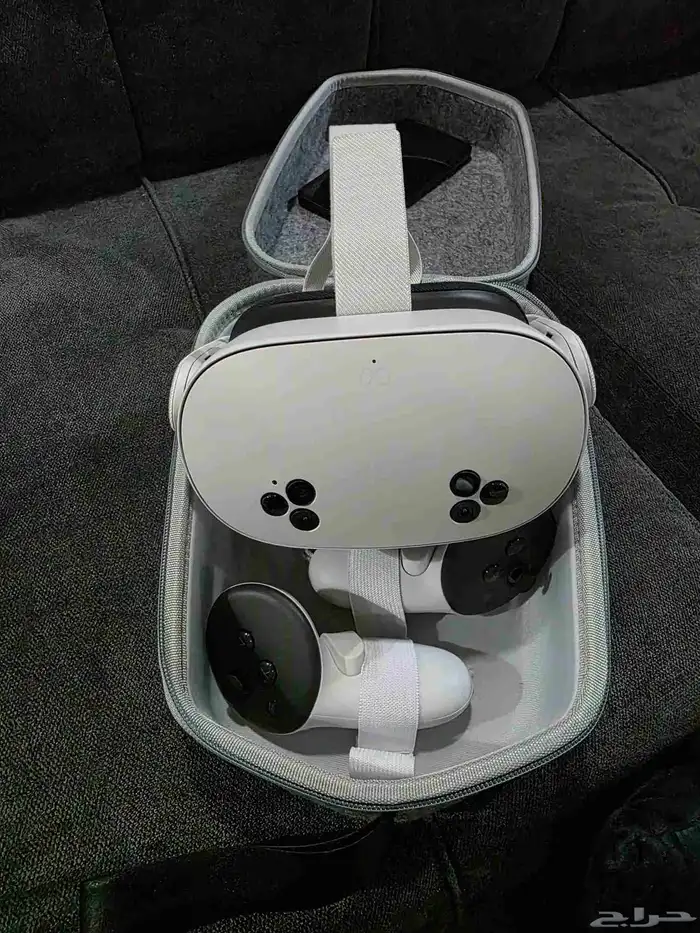 للبيع نظارة ميتا كويست 3 0