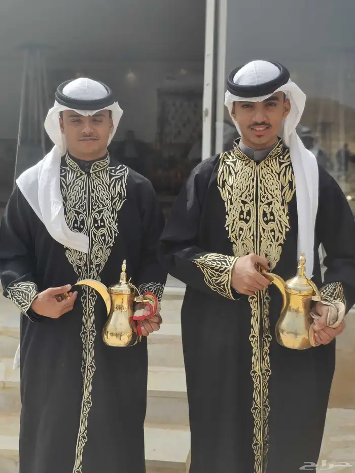 قهوجي وصبابين ومضيف 1