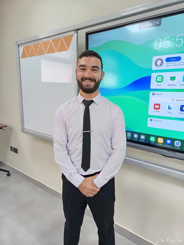 (معلم) ومدرب حاسب آلي بالرياض برمجة مشاريع التخرج   تدريب 0