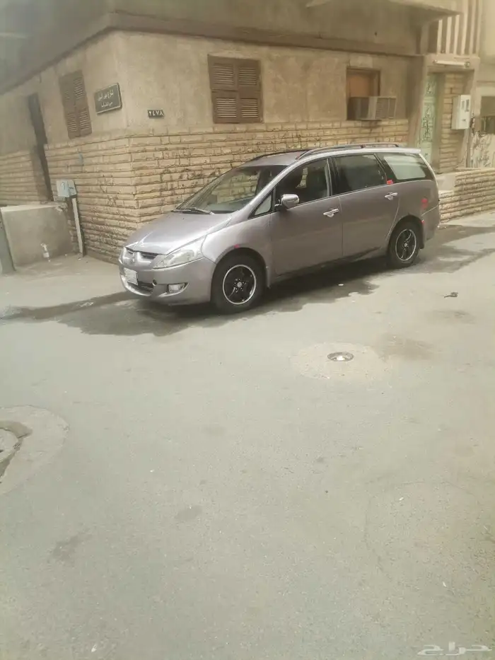 ميتسوبيشي جرانديز2005 0
