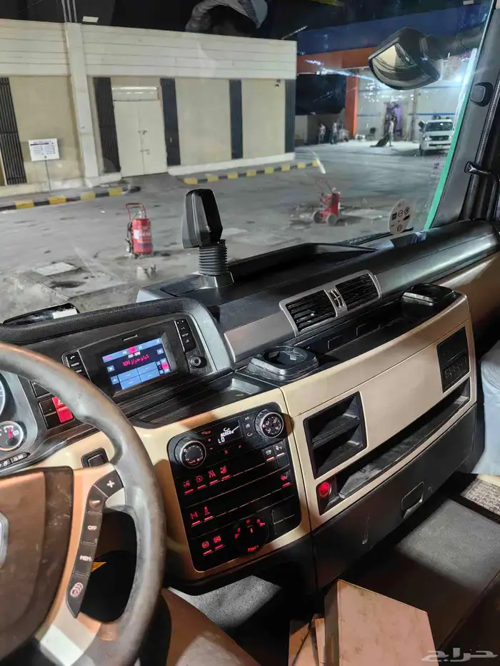 شاحنات اكترس و مان 11