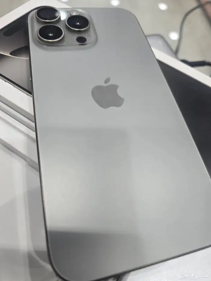 ايفون 16 برو مكس 0